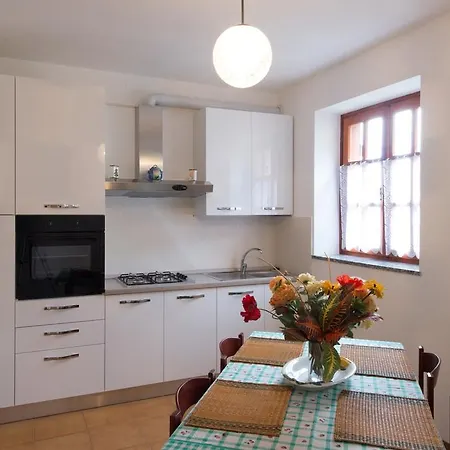 Bianca Apartmán Varenna