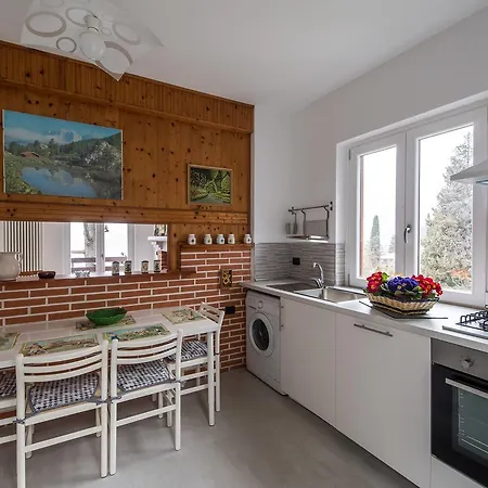 Bianca Appartement Varenna
