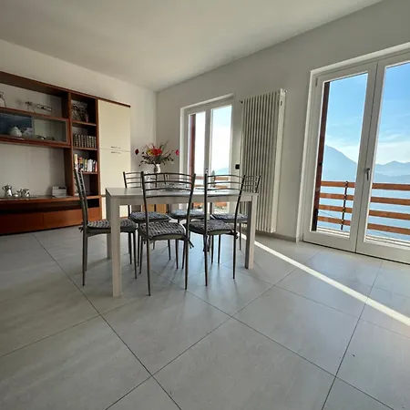 Bianca Apartamento Varenna